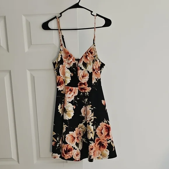 Haute Monde Black Mini Dress with Peach & Cream Floral Print - Picture 1 of 3